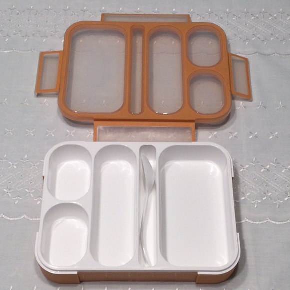 Plus Point Plastic Compartment Tray w/ Five Compartments/One is for Spork - Picture 2 of 7